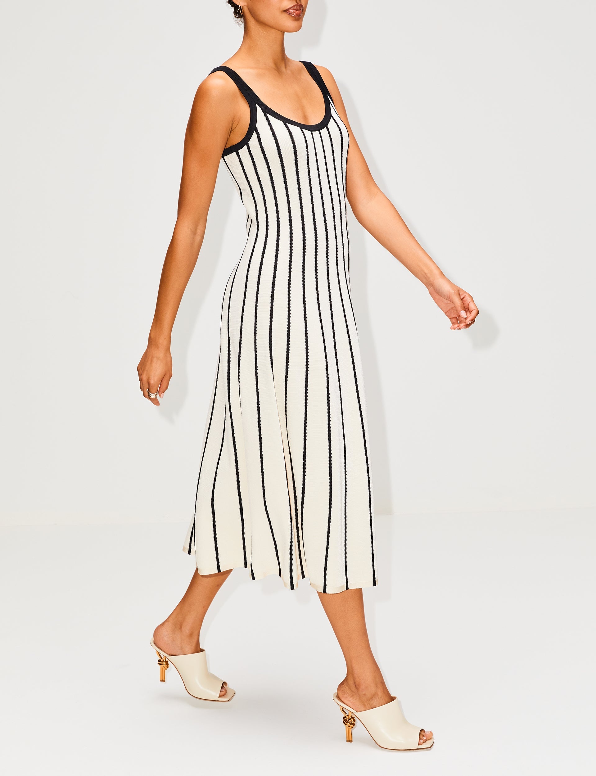 【Zimmermann】MATCHMAKER STRIPE TANK DRESS ニット ドレス Zimmermann】MATCHMAKER STRIPE TANK DRESS ニット ドレス