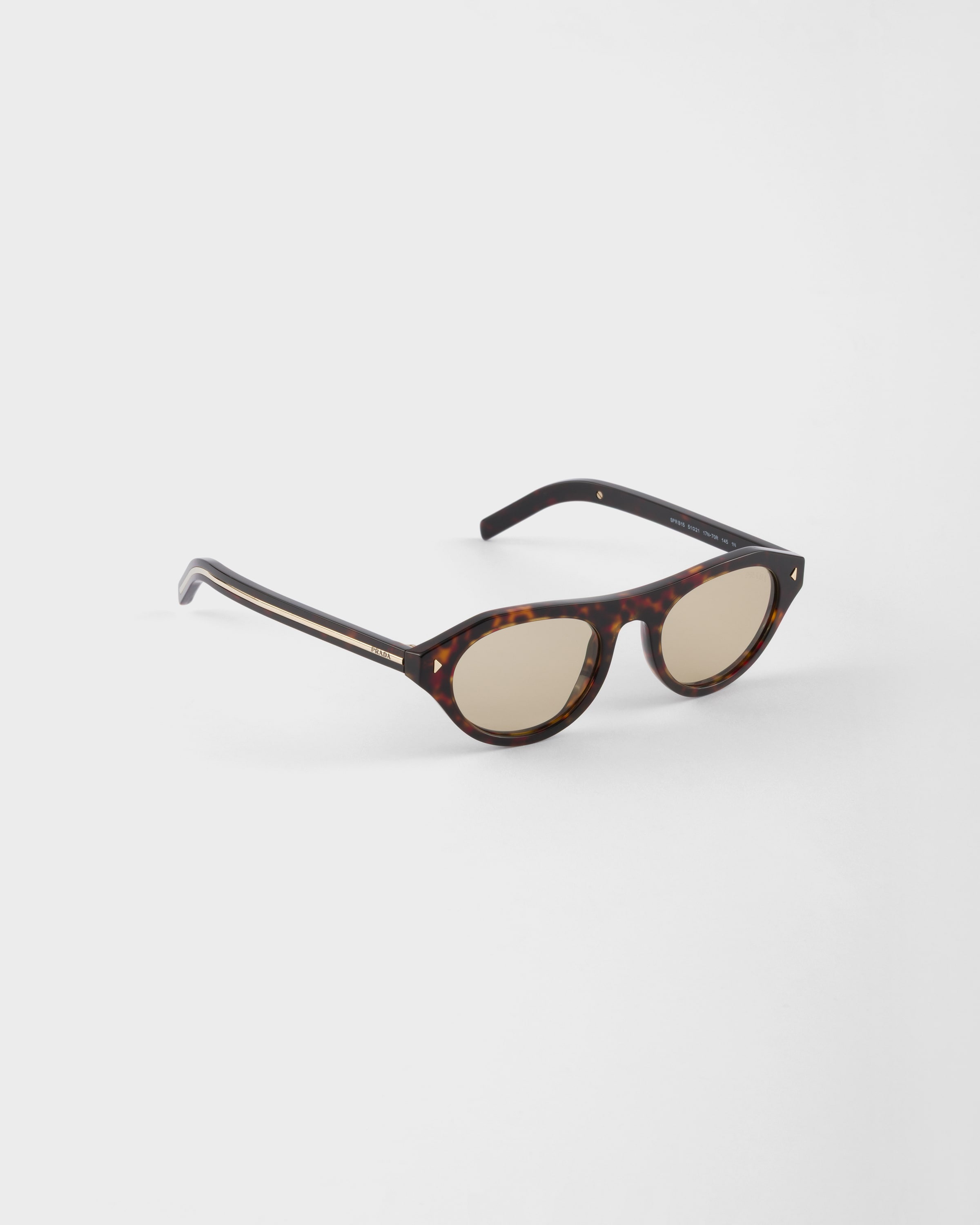 Prada sunglasses with the iconic metal plaque - 3