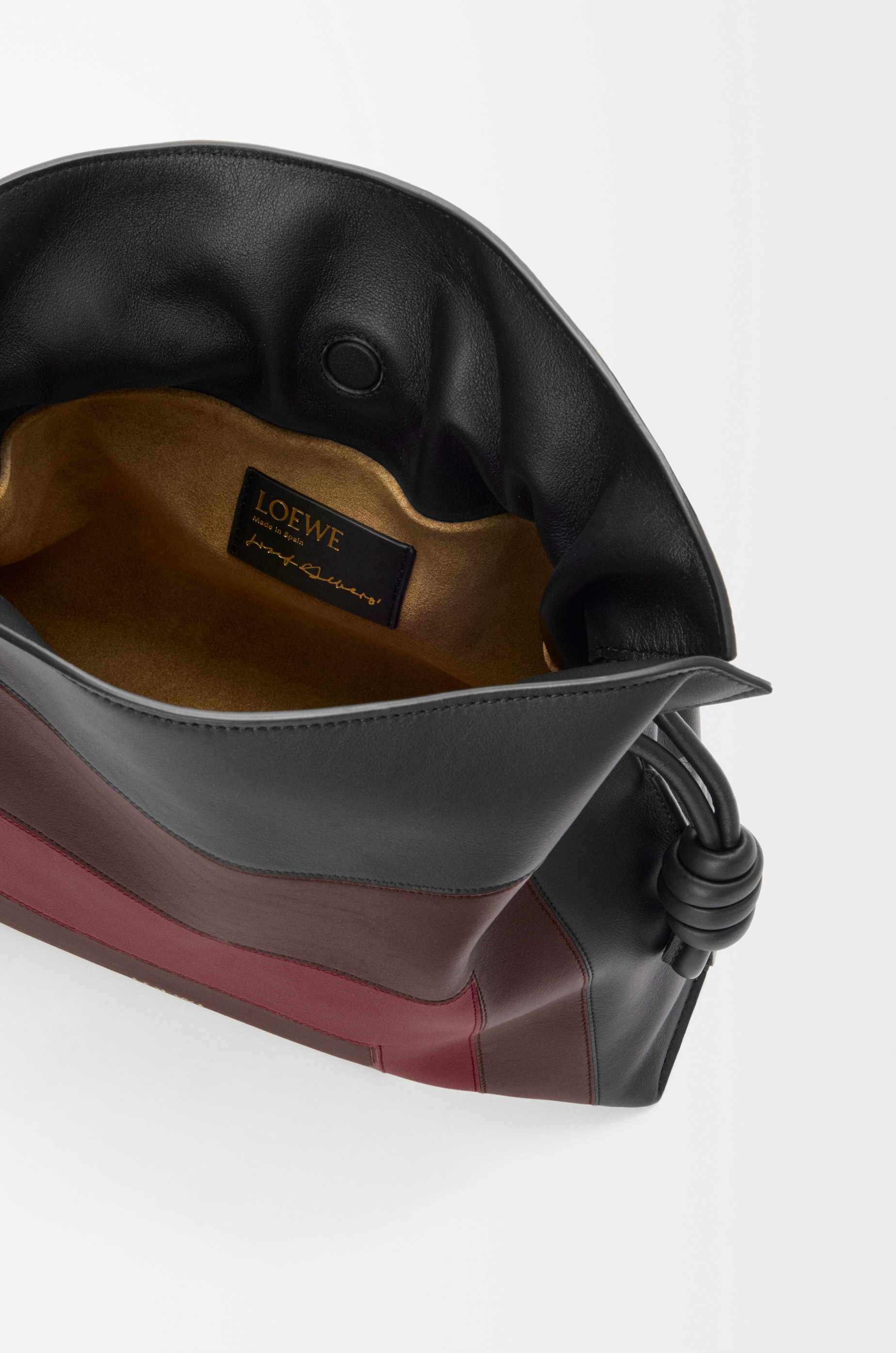 Medium Flamenco clutch in nappa calfskin - 8