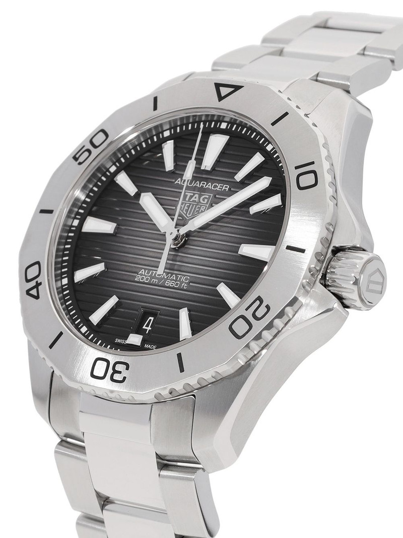 TAG Heuer 2023 unworn Aquaracer Professional 200 Date 40mm outlook