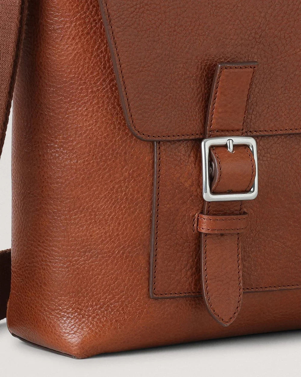 Chiltern Crossbody Messenger Oak NVT - 4