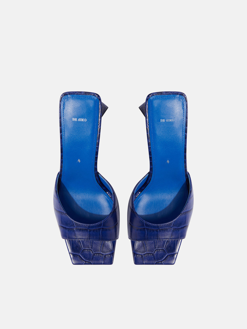 ''MINI DEVON'' ELECTRIC BLUE MULE 4