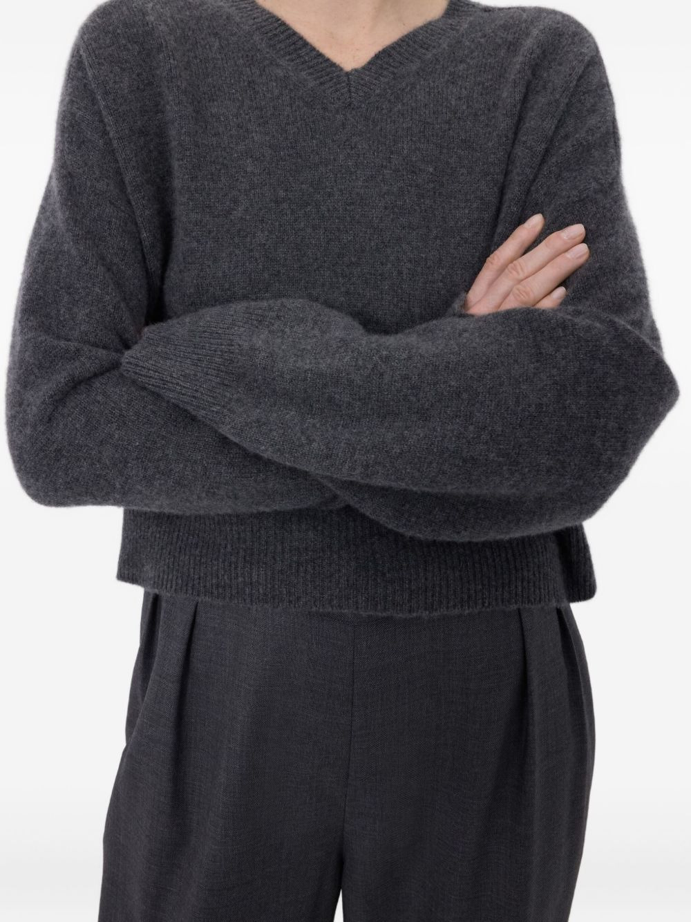 v-neck sweater - 5