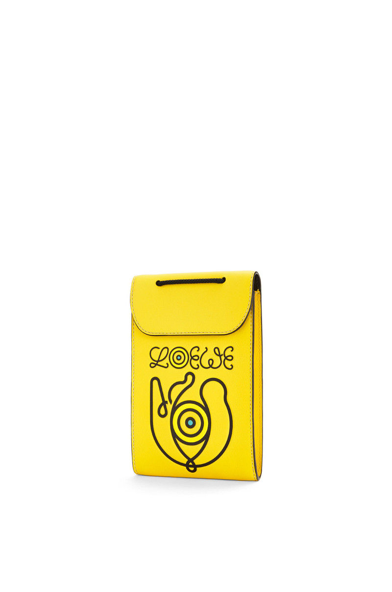 Neck Pocket in classic calfskin 1