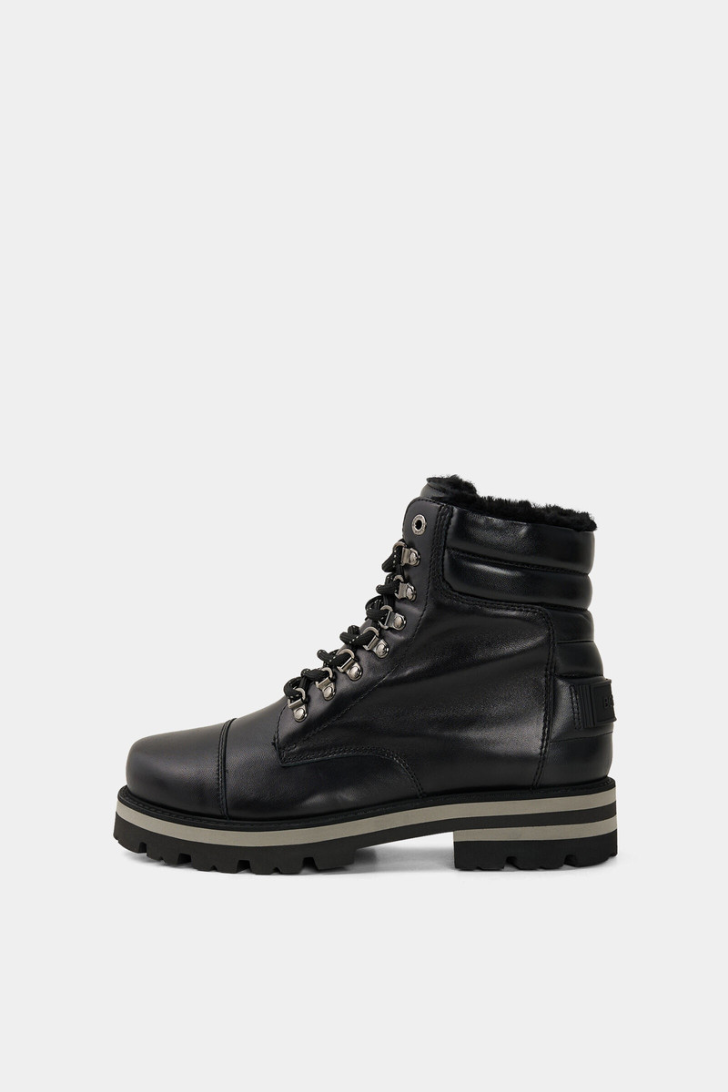 Courchevel Lace-up boots in Black 1