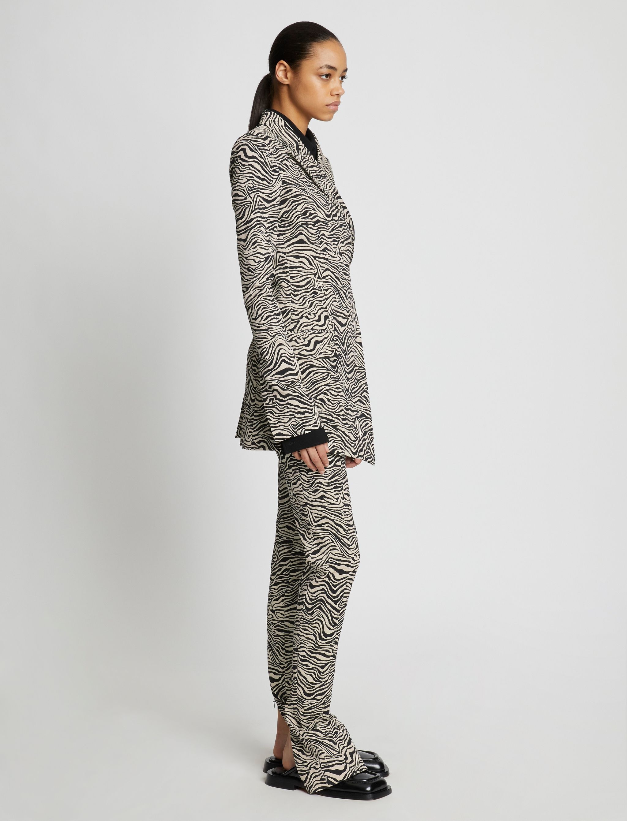 Stretch Zebra Jacquard Blazer - 4