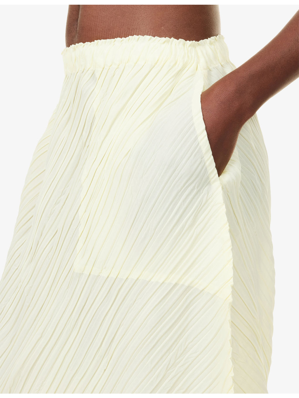 Wrinkled And Twisted Asymmetric Knitted Midi Skirt - 5