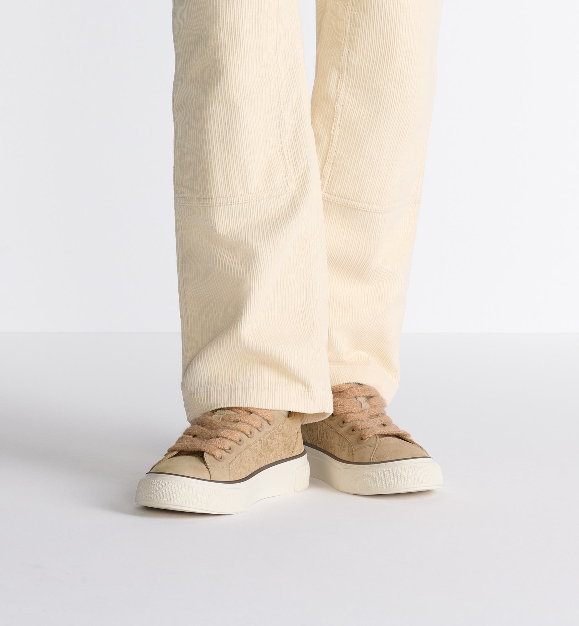 B33 Spin Sneaker - 2