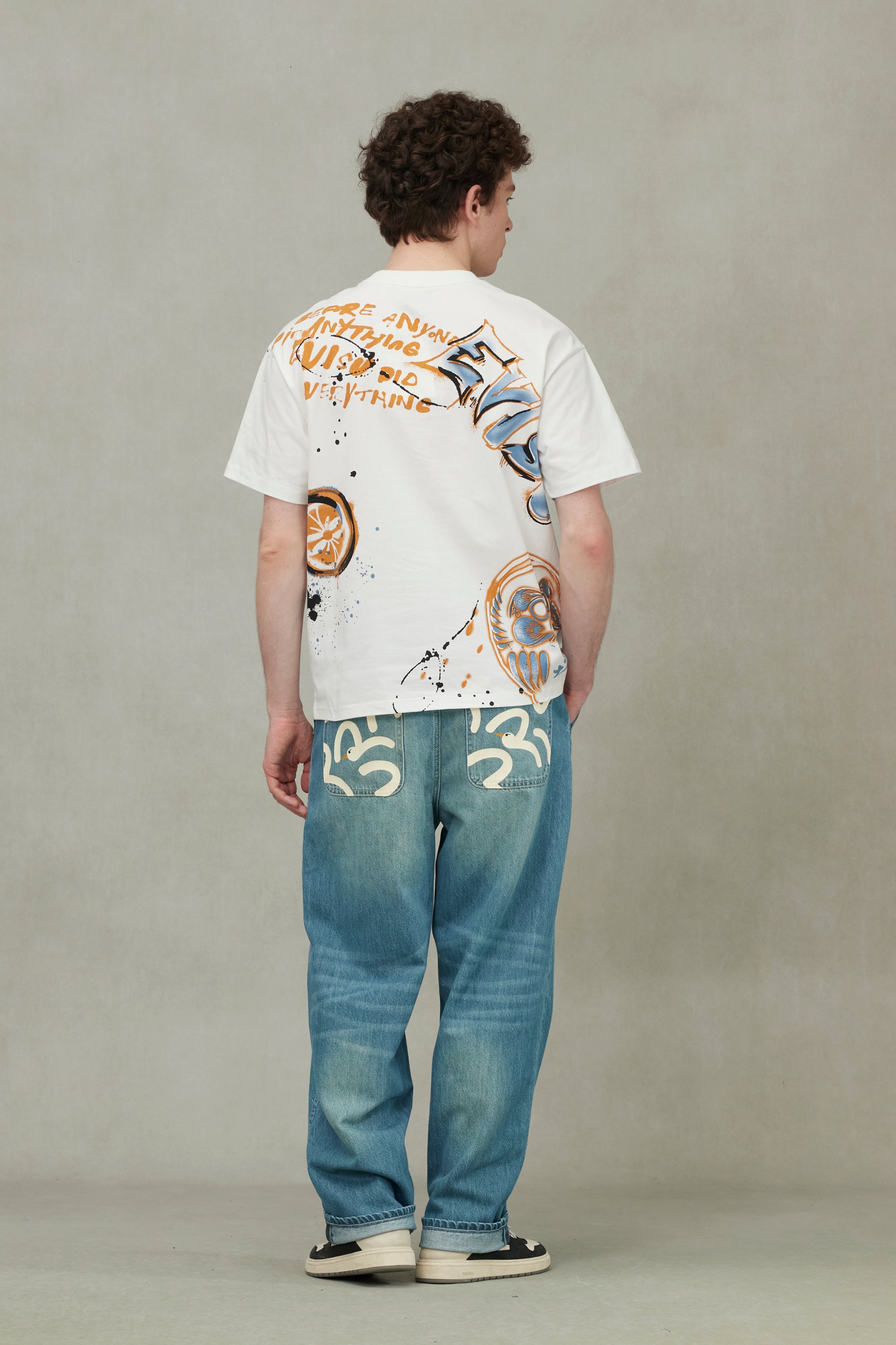 Graffiti Print Relax Fit T-Shirt - 4