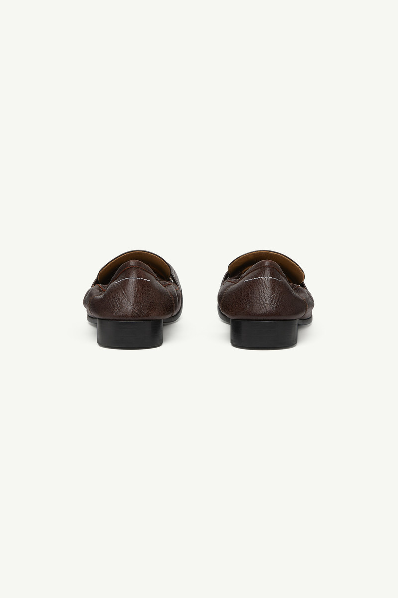 Swing-toe leather loafers 3