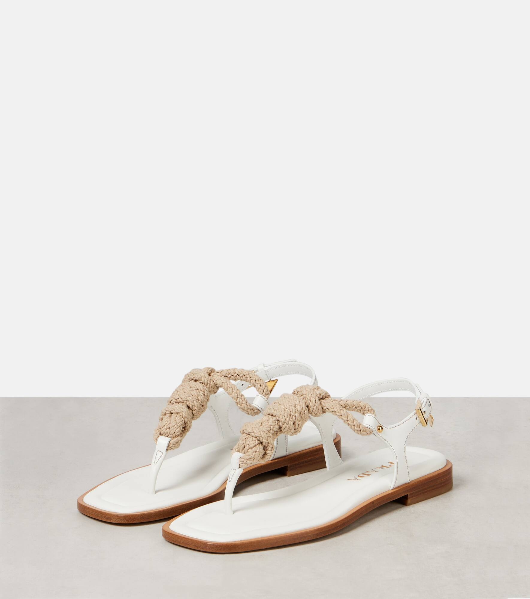 Leather-trimmed thong sandals - 4