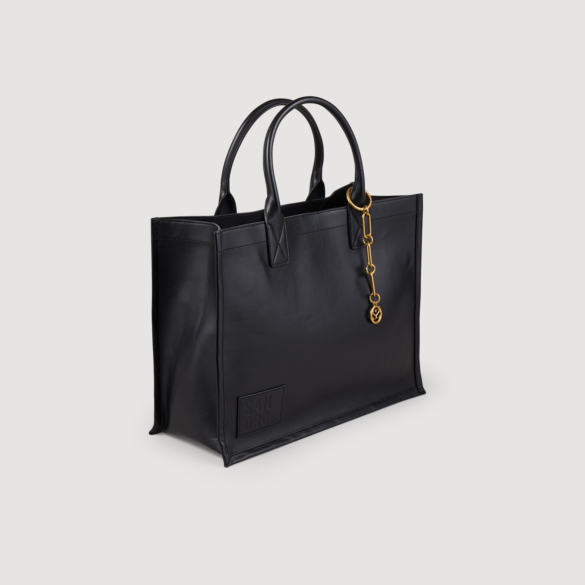 Leather tote bag with chain jewellery - 1