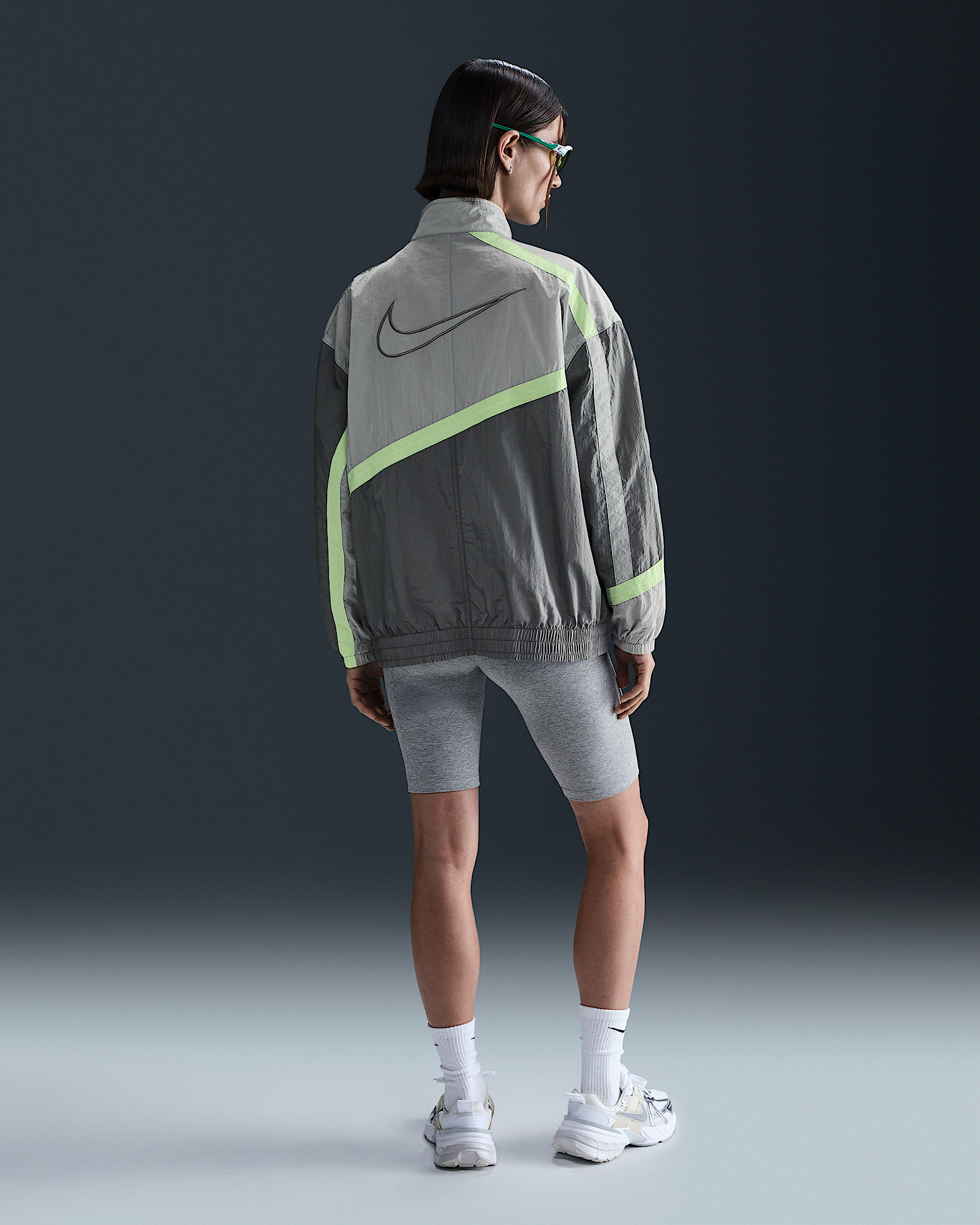 Nike Sportswear Women's Oversized Woven Jacket - 5