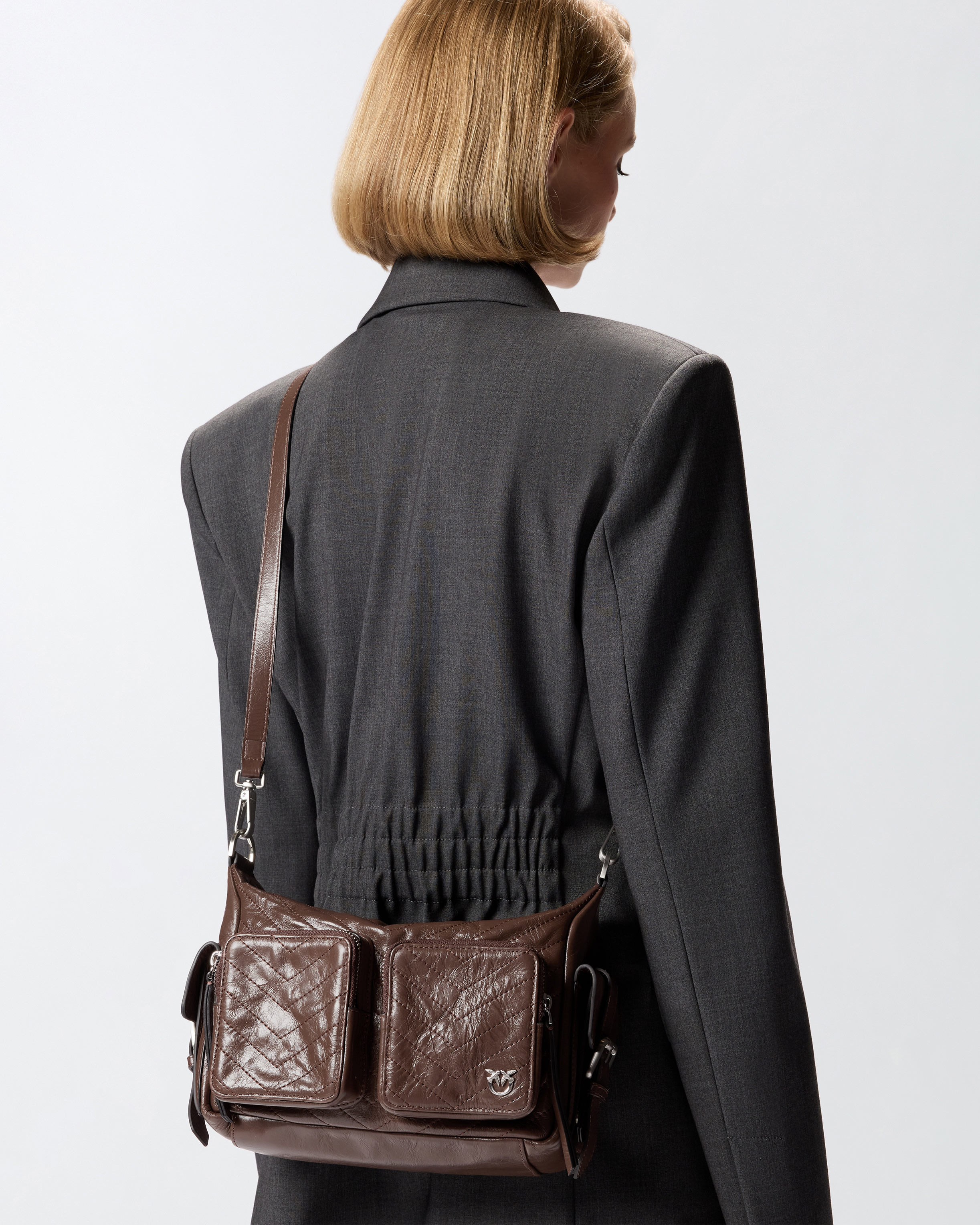 MEDIUM LEATHER CARGO BAG WITH POCKETS - 7
