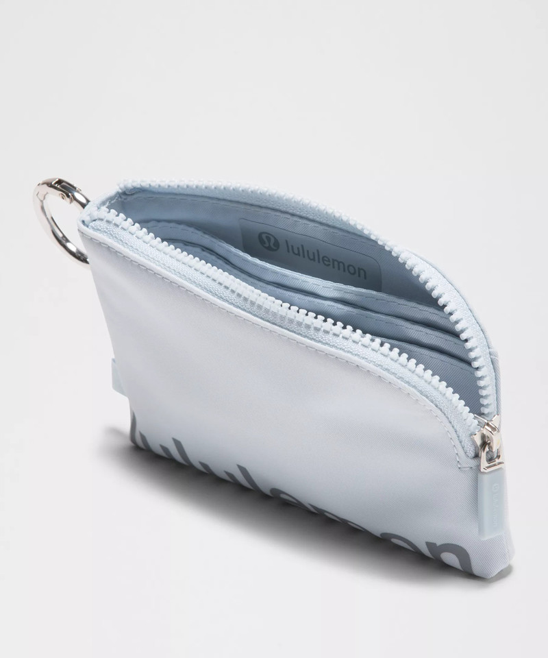 Clippable Card Pouch 4