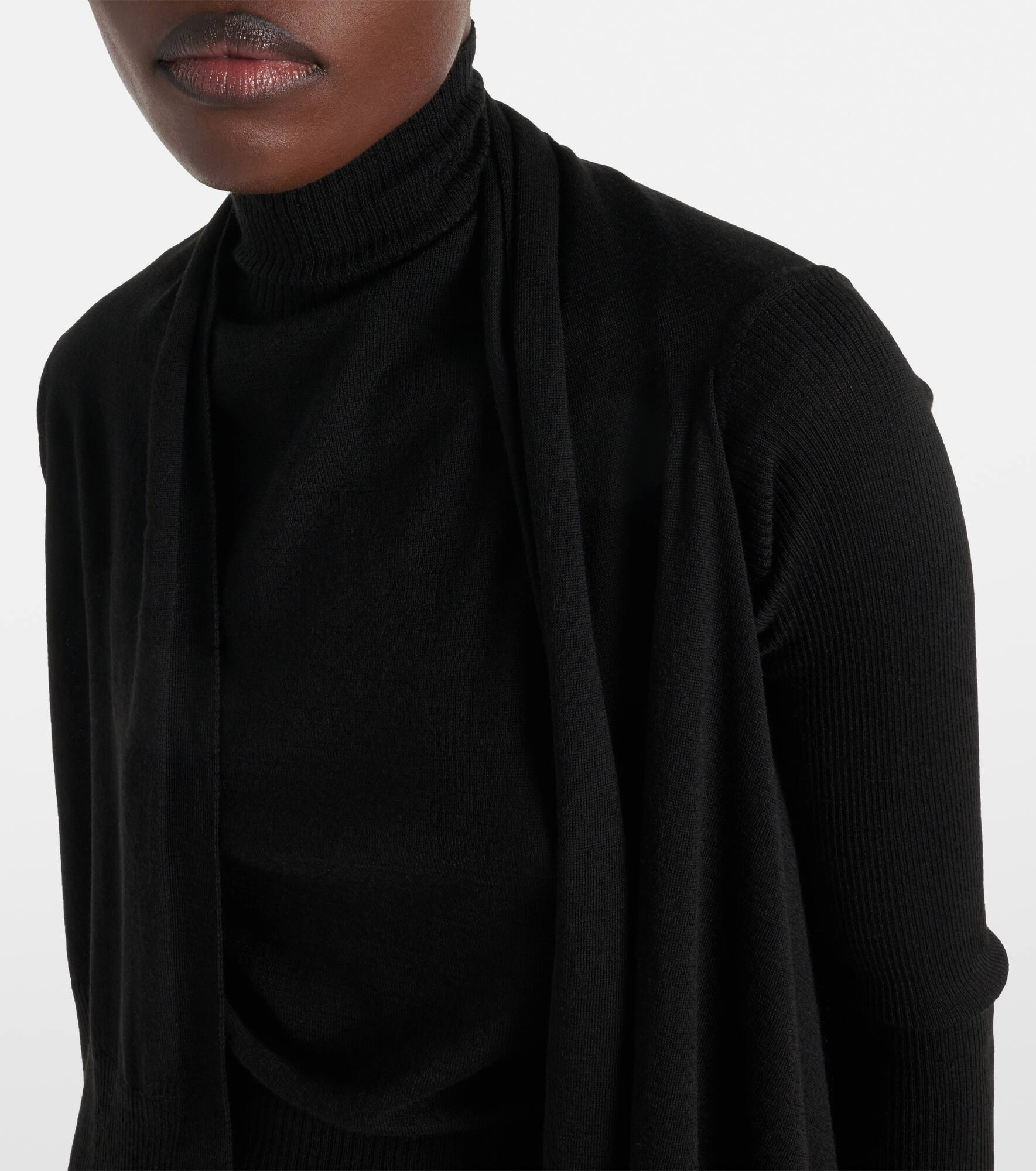 Virgin wool cardigan - 4