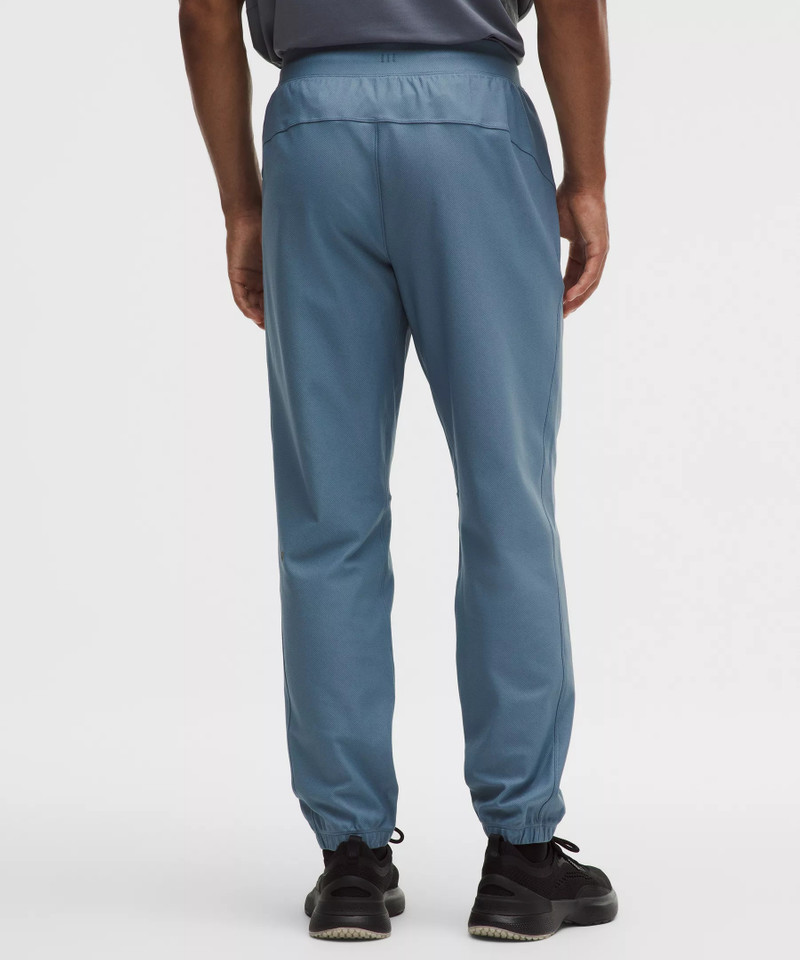 Knit-Warm-Up-Jogger-Regular 3