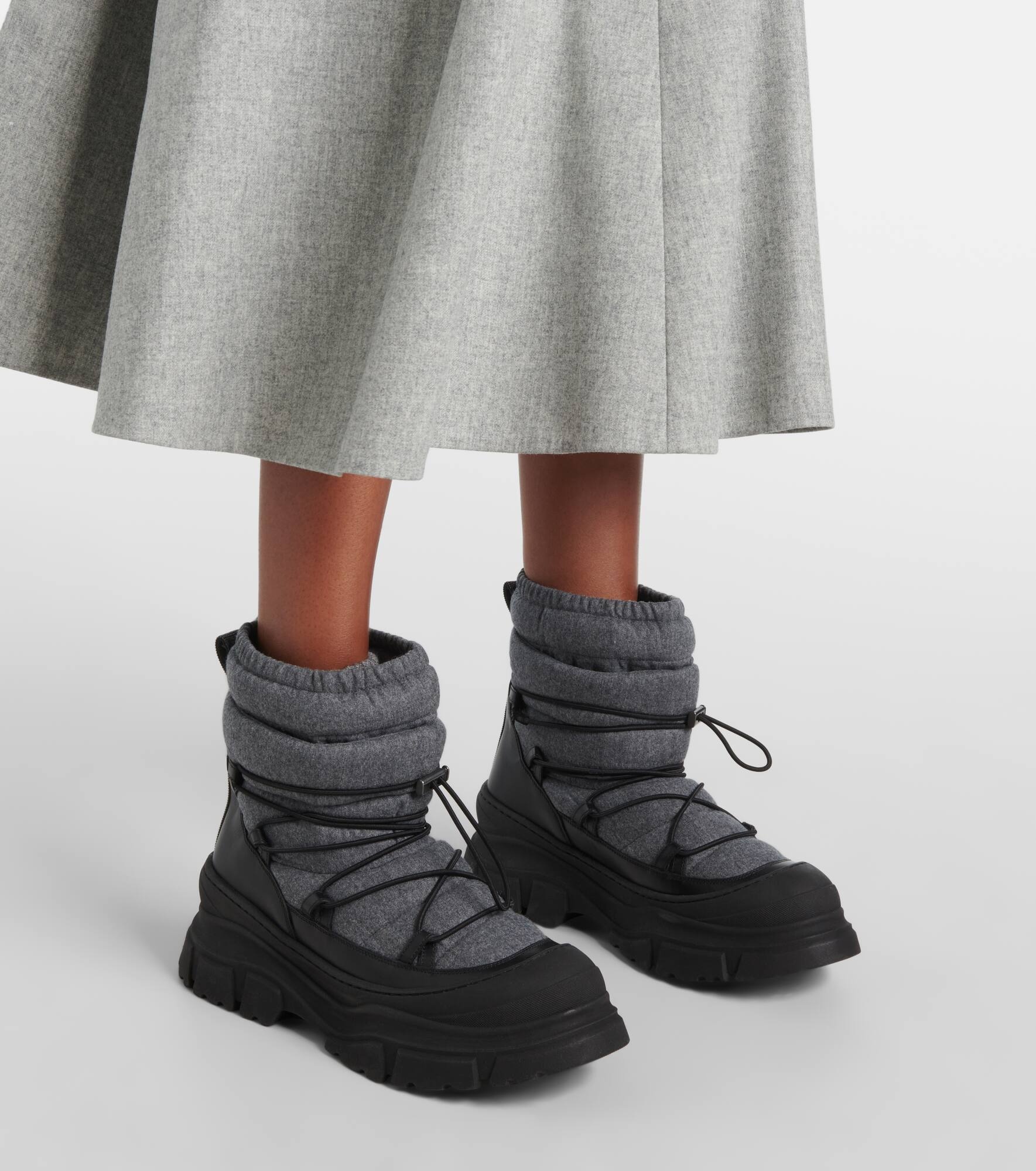 Leather-trimmed snow boots - 4