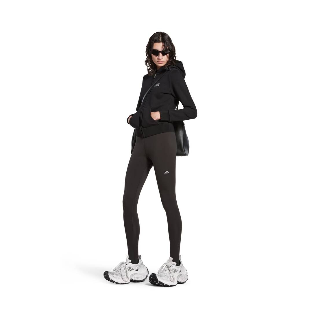 Women's 10xl Sneaker in White/black/gris - 8