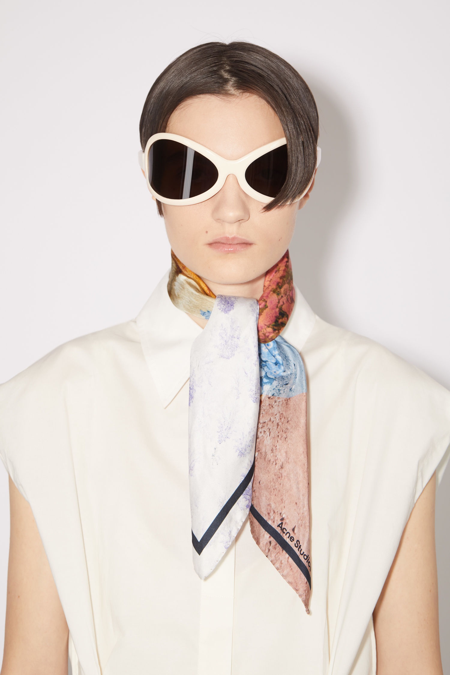 Silk landscape scarf - Light blue/pink - 2