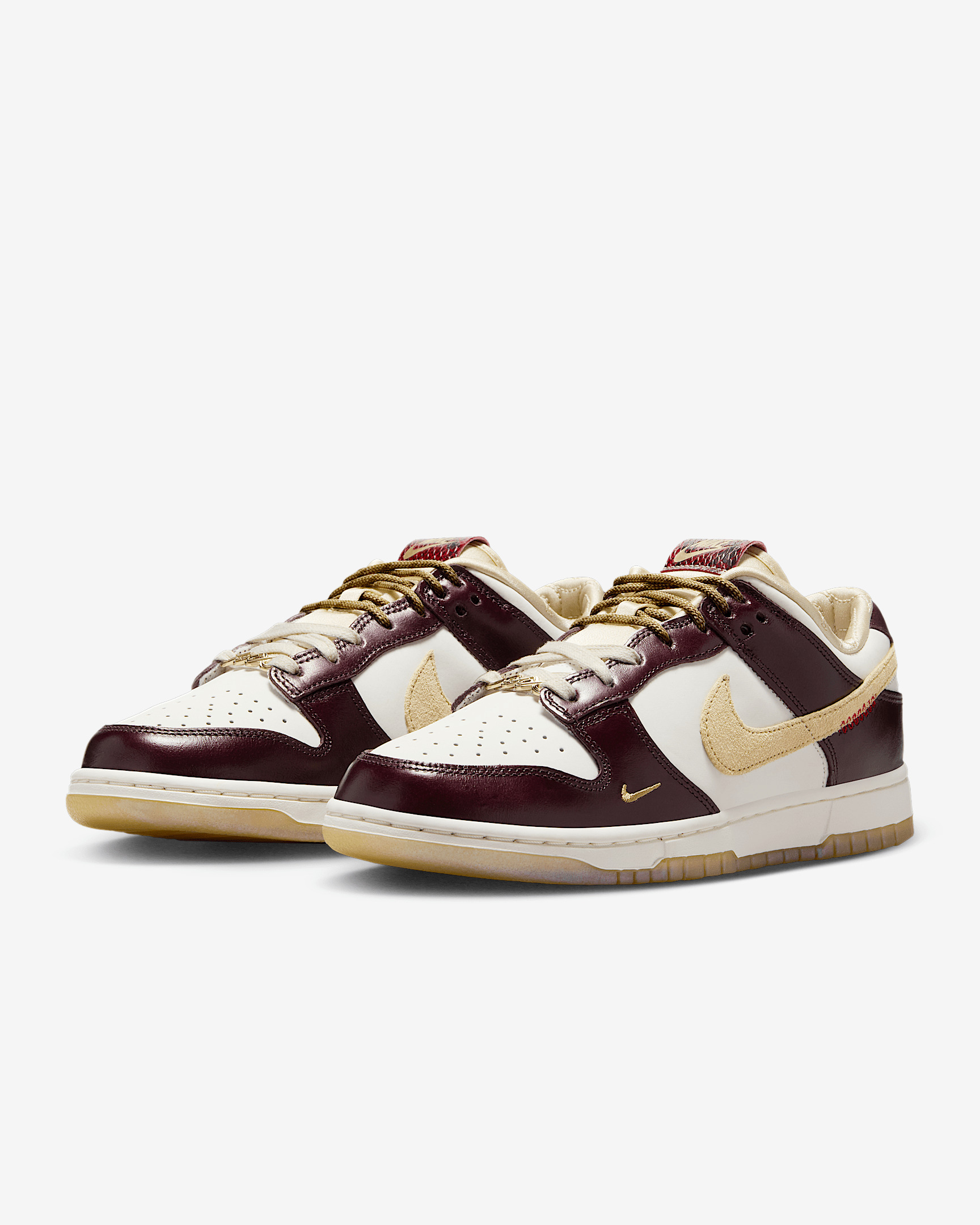 Nike Dunk Low LX Women's Shoes - 5