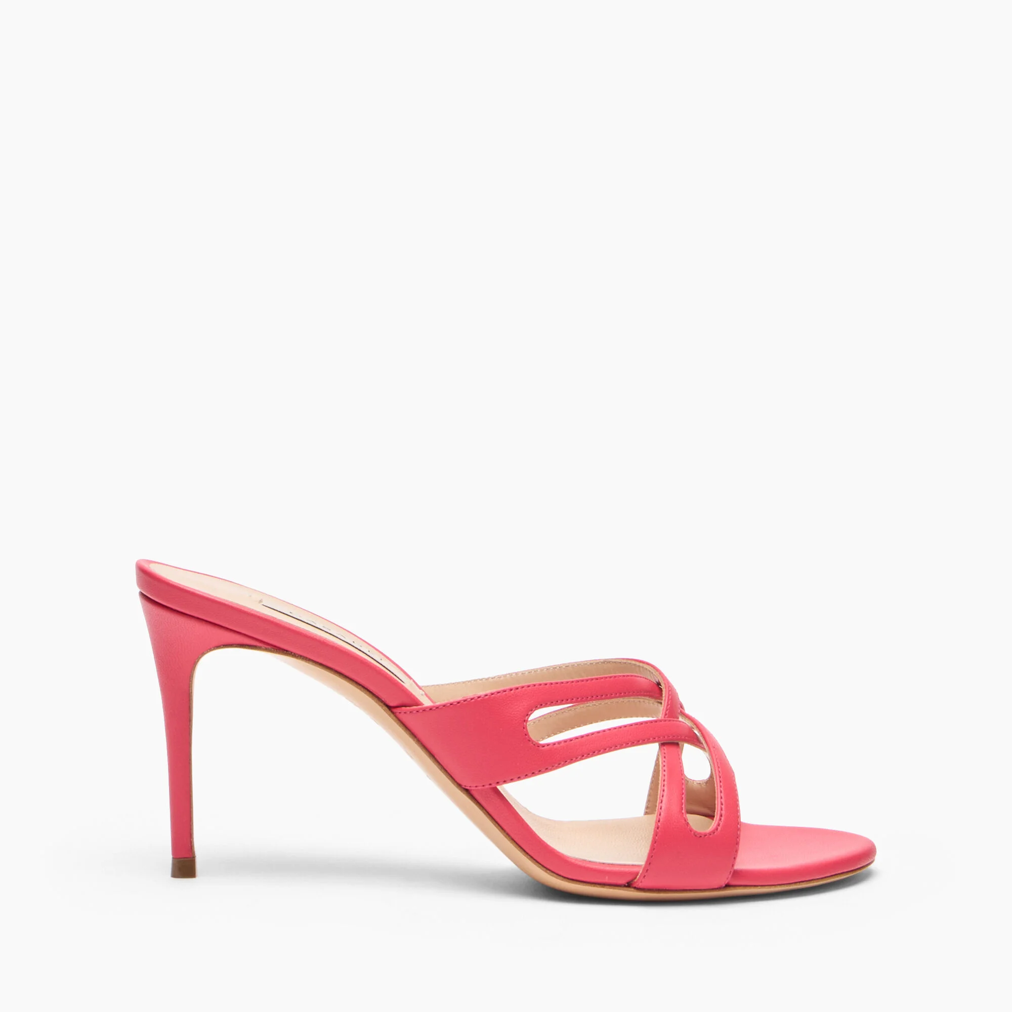Julia Mule - 1