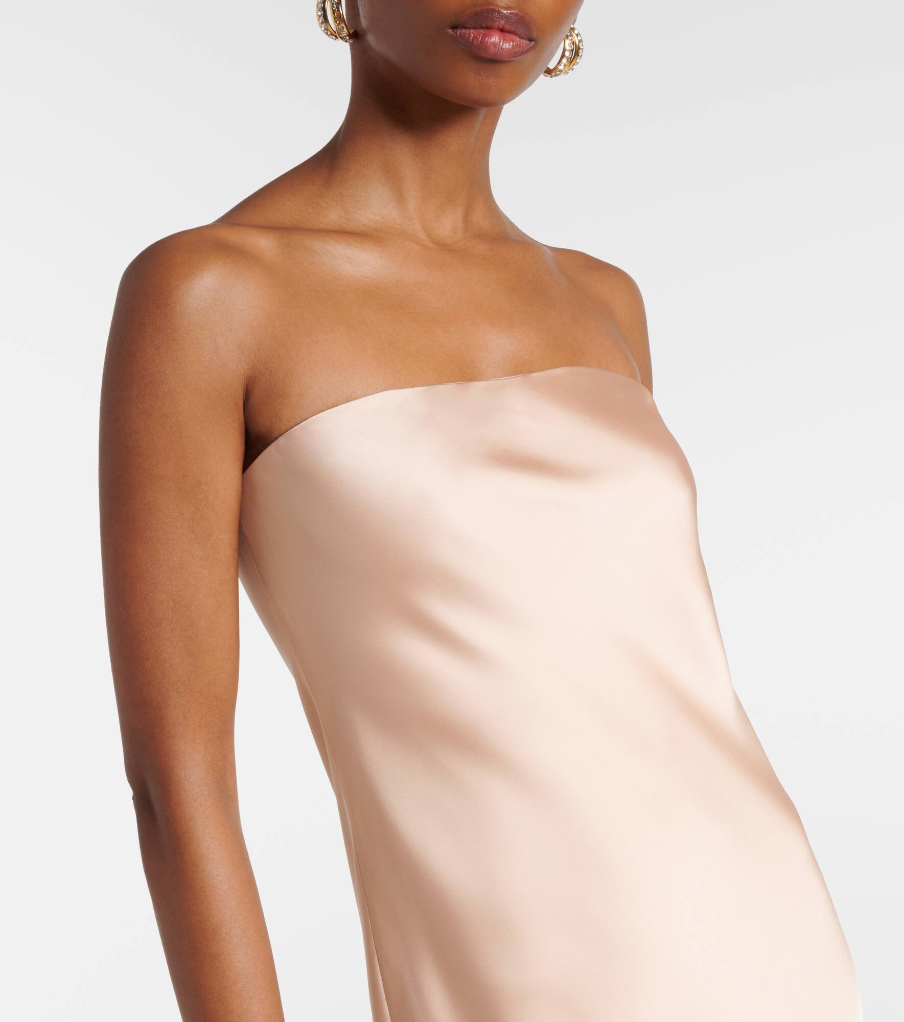 Strapless crêpe satin maxi dress - 4