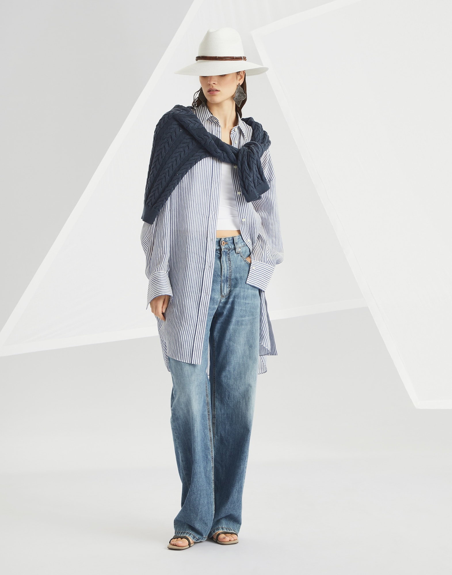 パンツ BRUNELLO CUCINELLI LOOSE BARREL DENIM PANTS WITH MONILE Brunello Cucinelli 'loose Barrel' Jeans In Gray | ModeSens