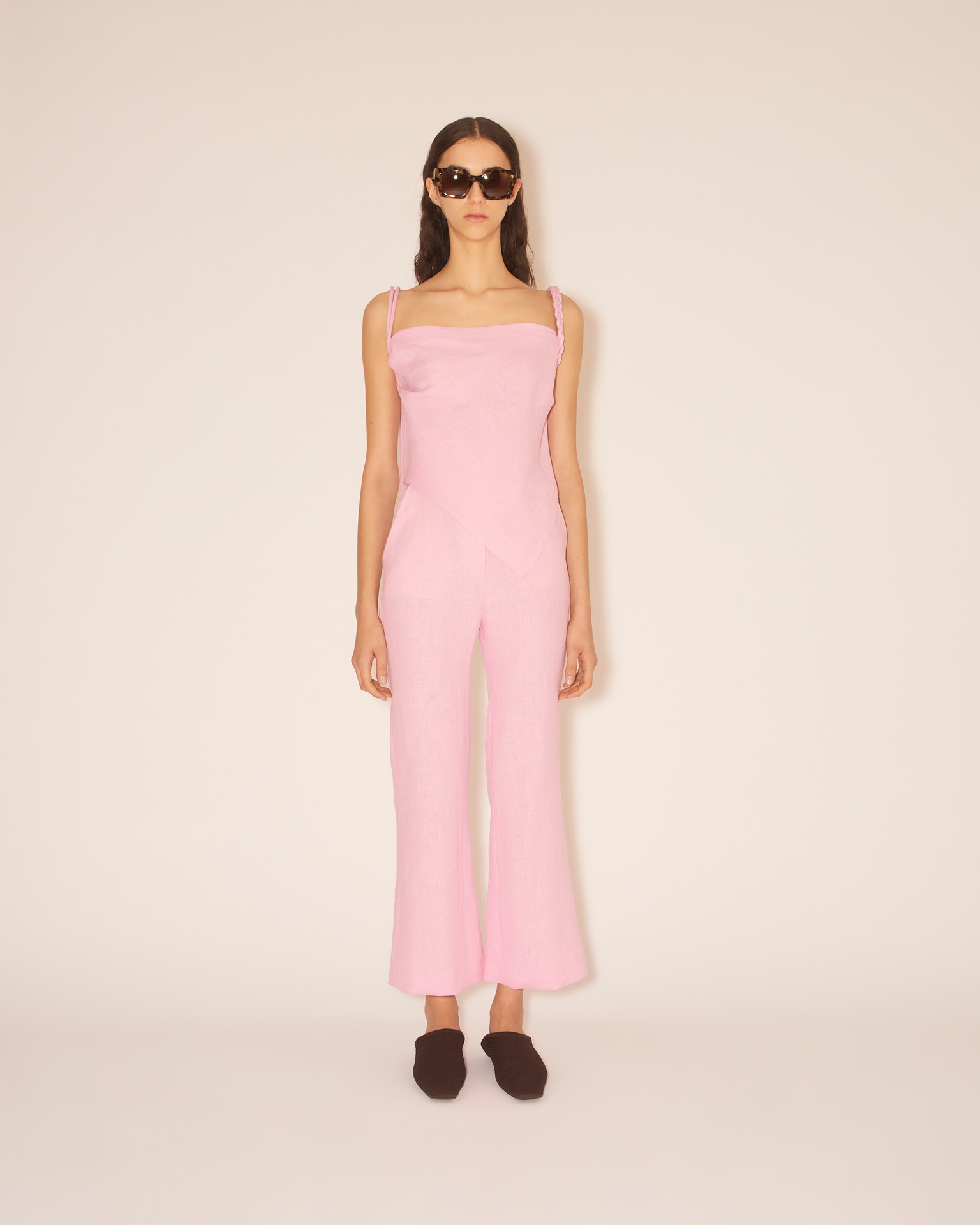 BEATA - Slim leg cropped kick flare trouser - Hot pink - 3