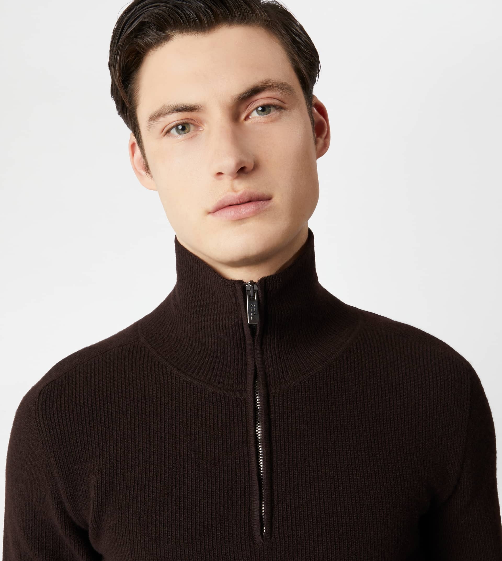 ZIP TURTLENECK - BROWN - 4