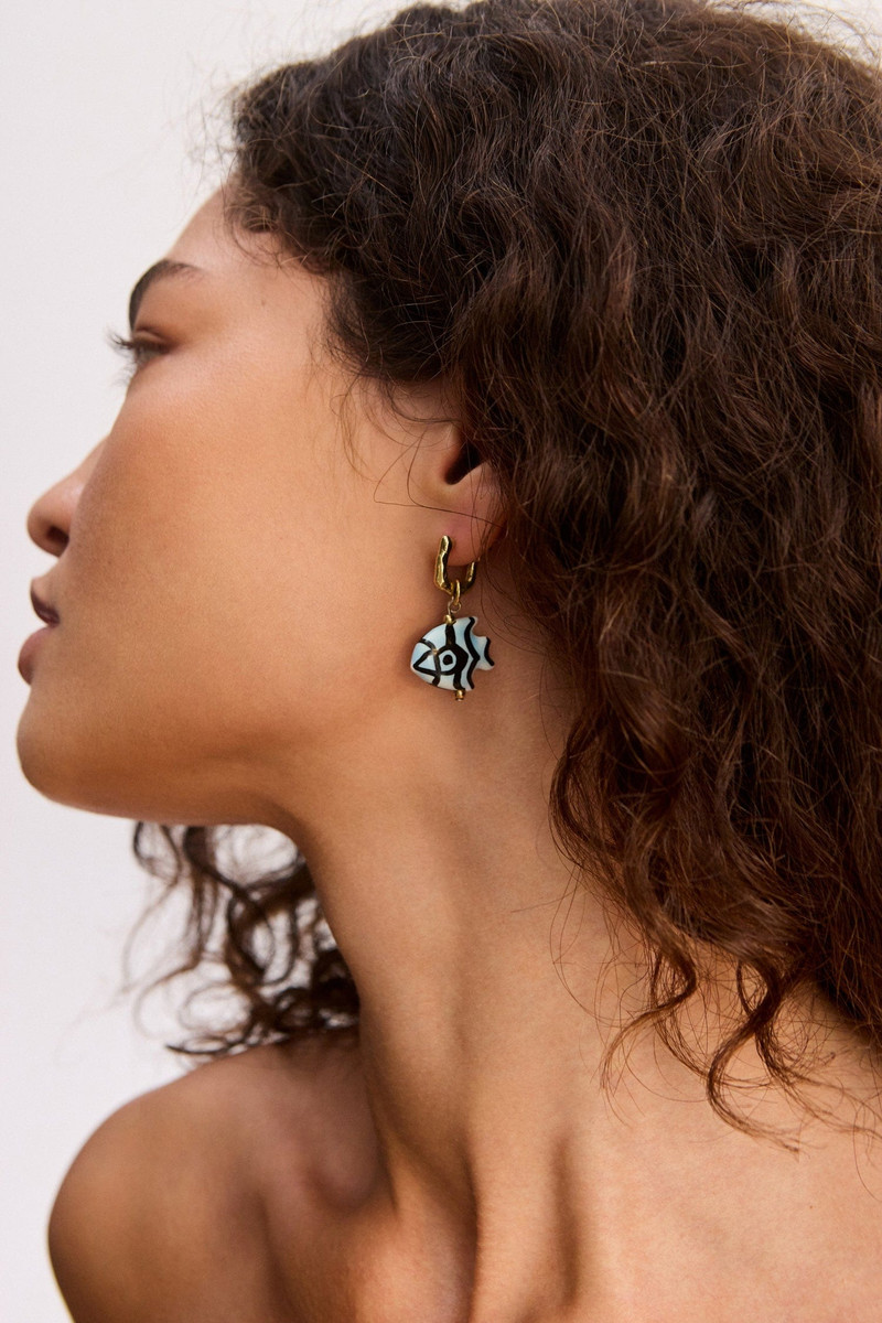 ALÉMAIS Calypso Ceramic Fish Earrings outlook