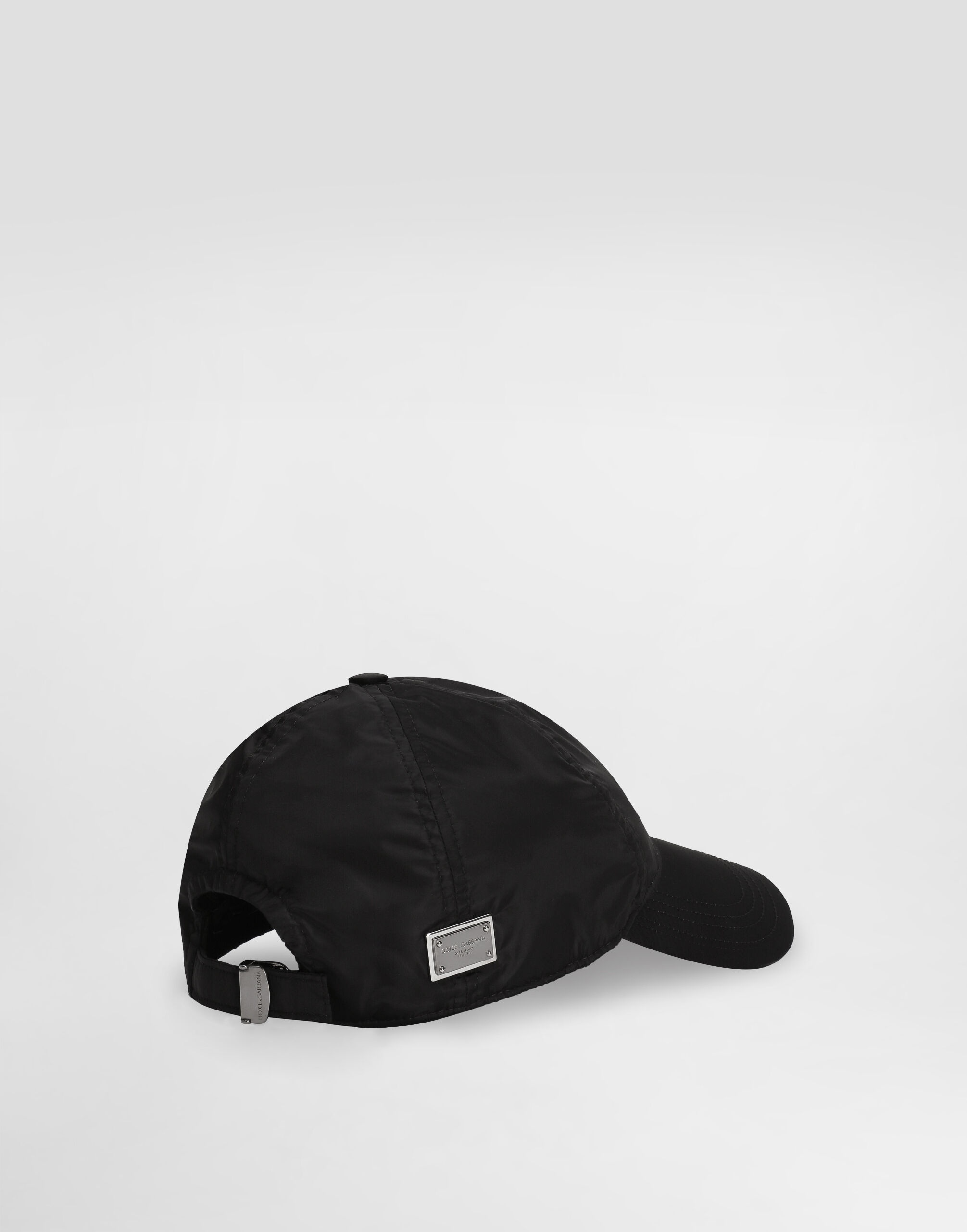 Baseball cap with logo - 2
