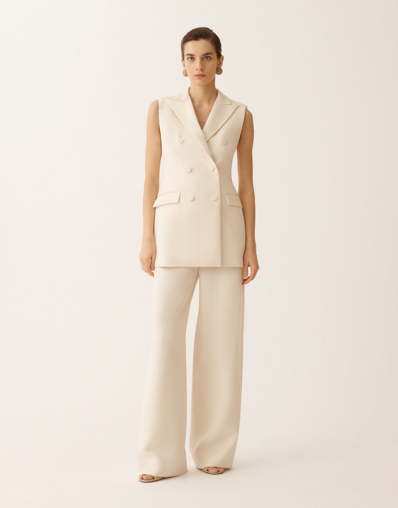 Butter-colored long vest in wool and silk 3
