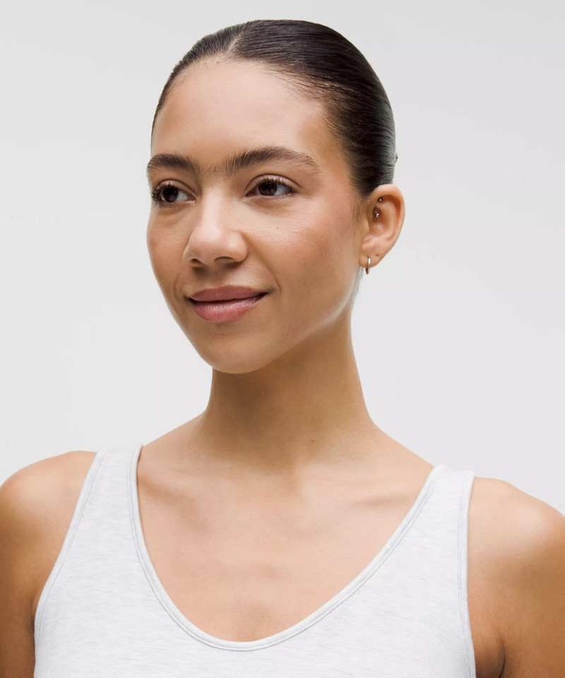 BeCalm V-Neck Tank Top 4