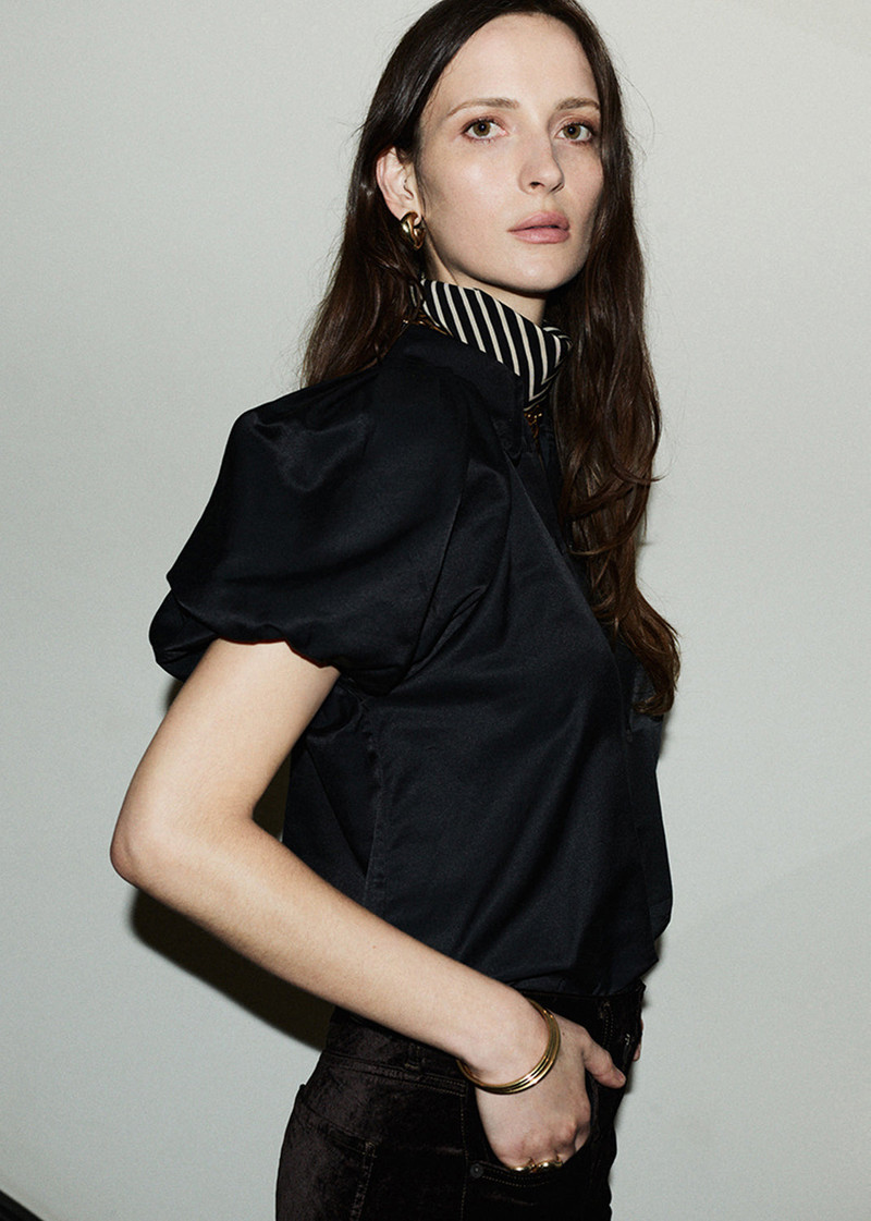 Leila Blouse In Black 3