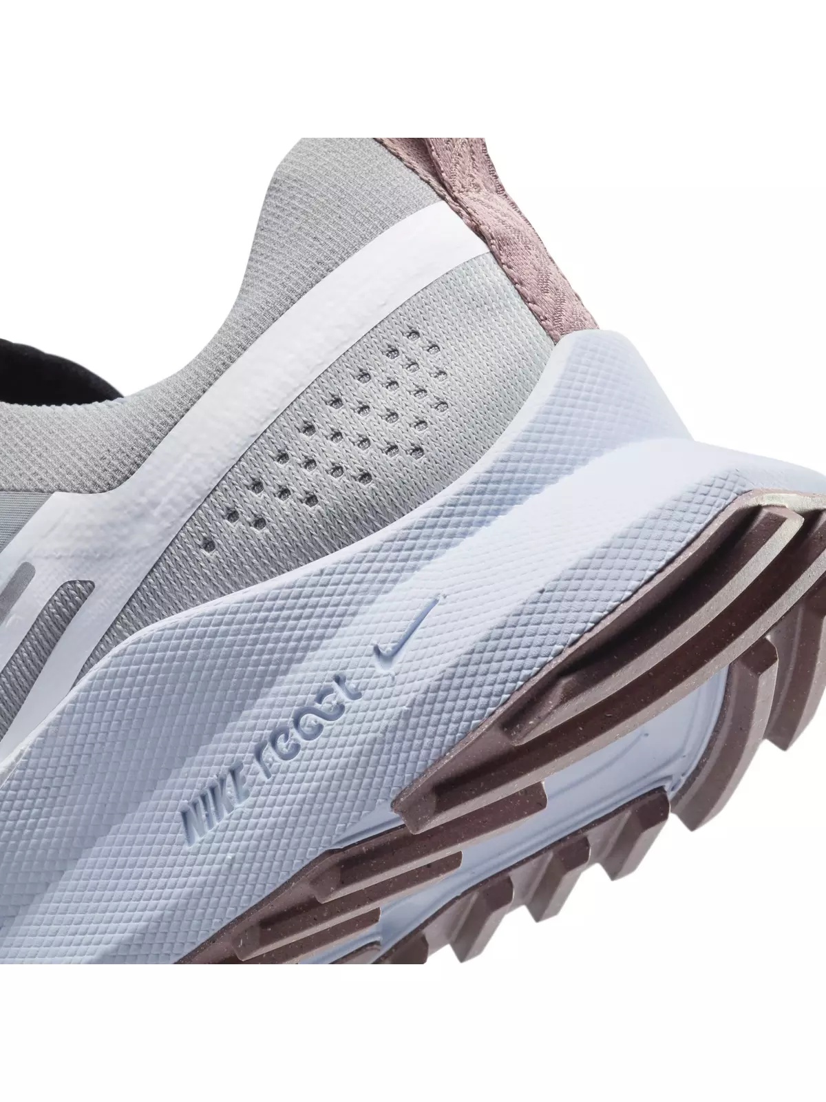 Pegasus Trail 4 "Light Smoke Grey/Black/Glacier Blue/White" Women's Trail Running Shoe - 8