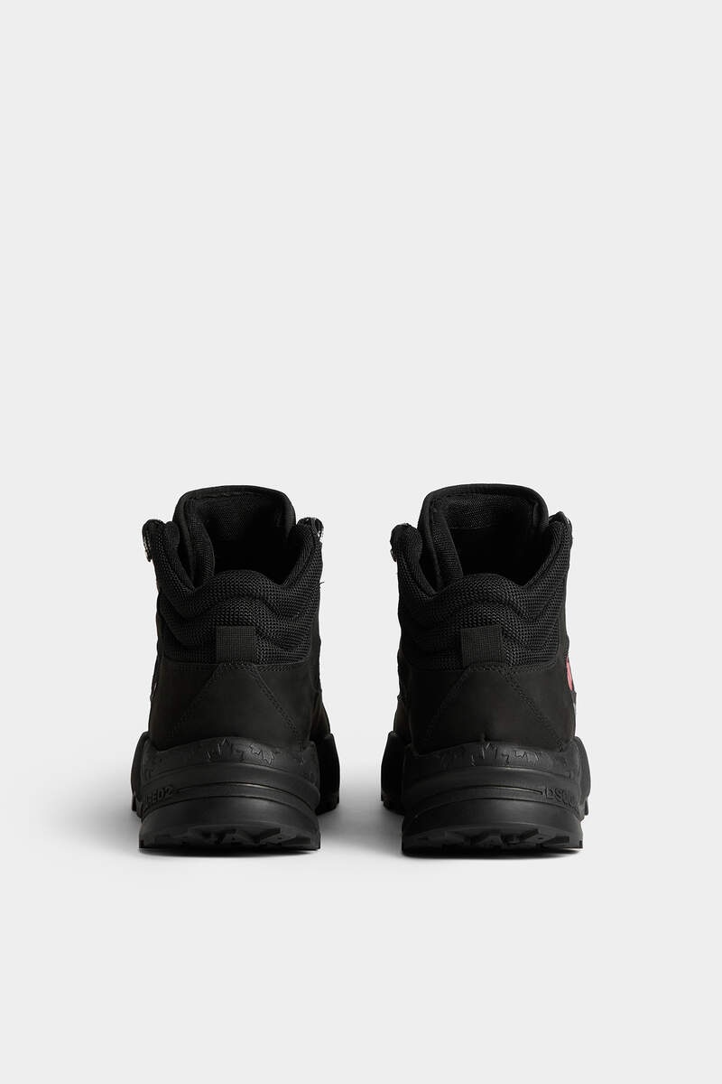 FREE SNEAKERS - 2