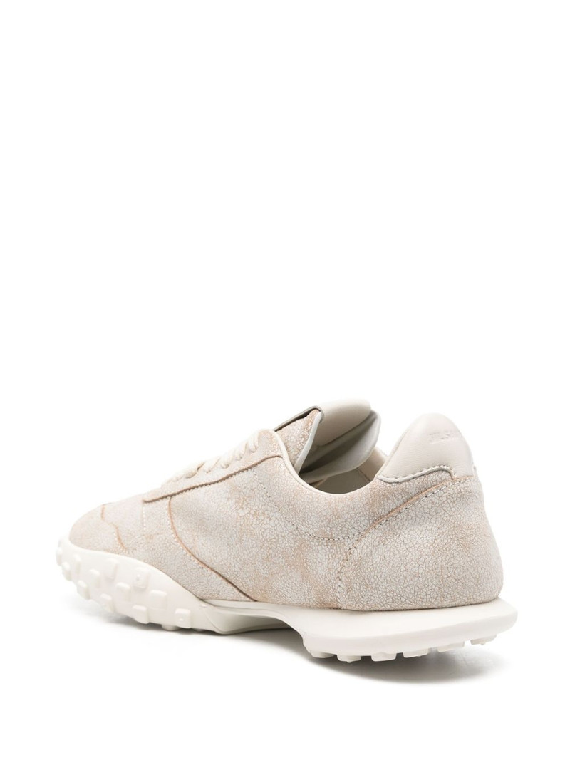 Moon sneakers 3