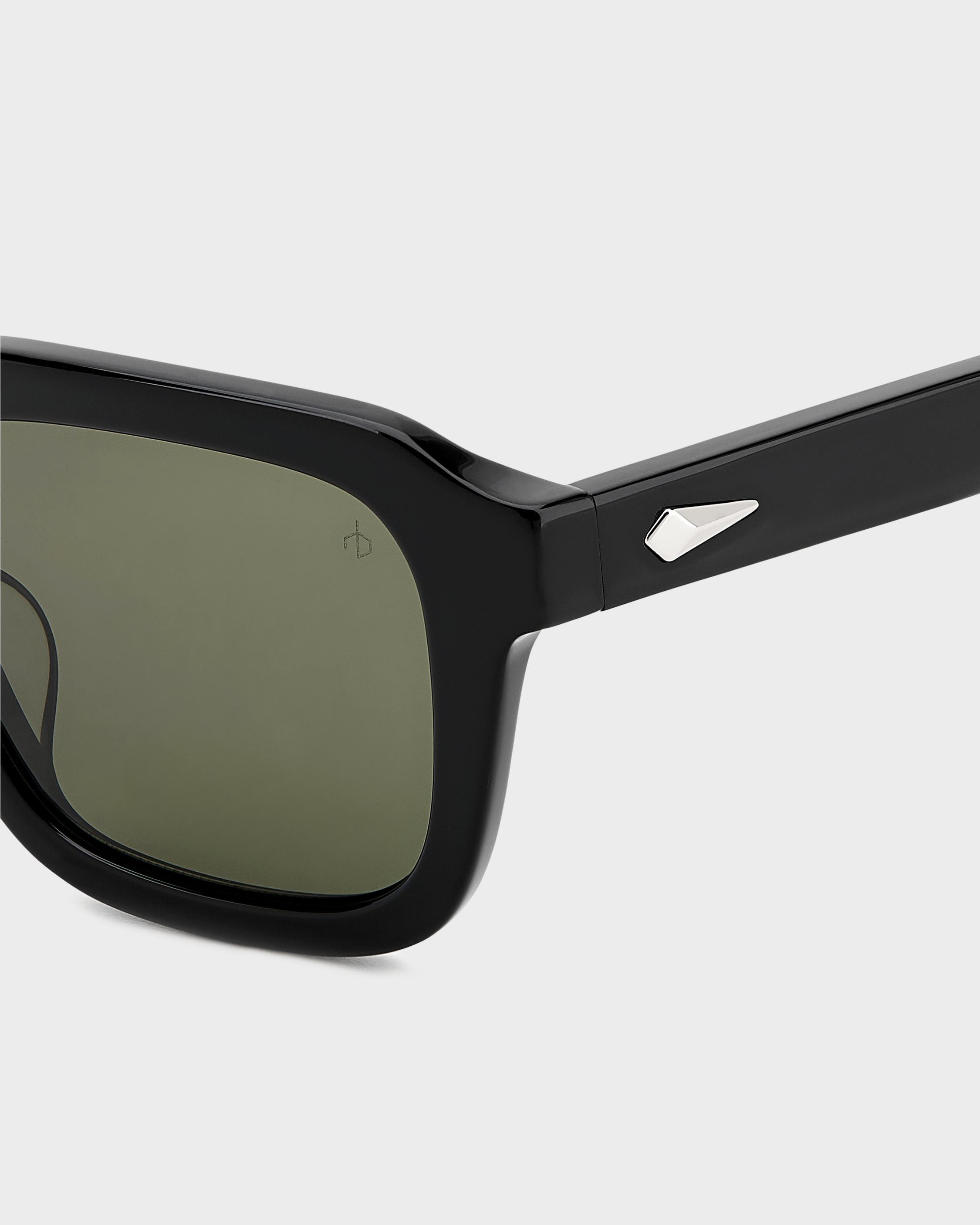 Ace
Rectangular Sunglasses - 3