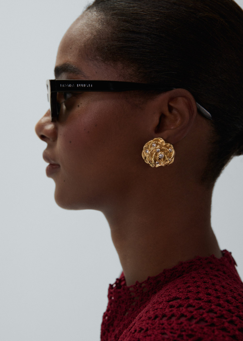 MAGDA BUTRYM Gold-plated rose earrings with crystals outlook