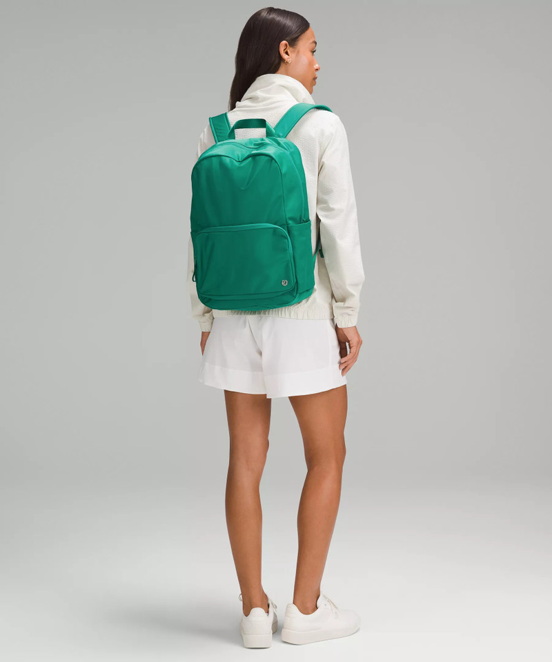 lululemon Everywhere Backpack 22L outlook