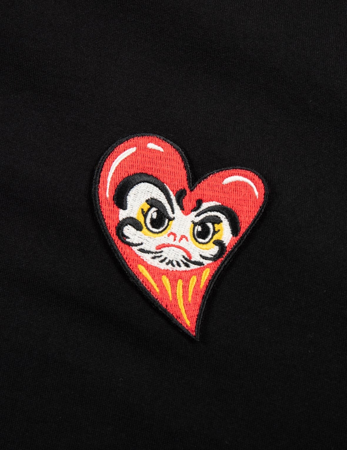 DARUMA HEART EMBROIDERED BADGE AND PRINT BOYFRIEND T-SHIRT - 6