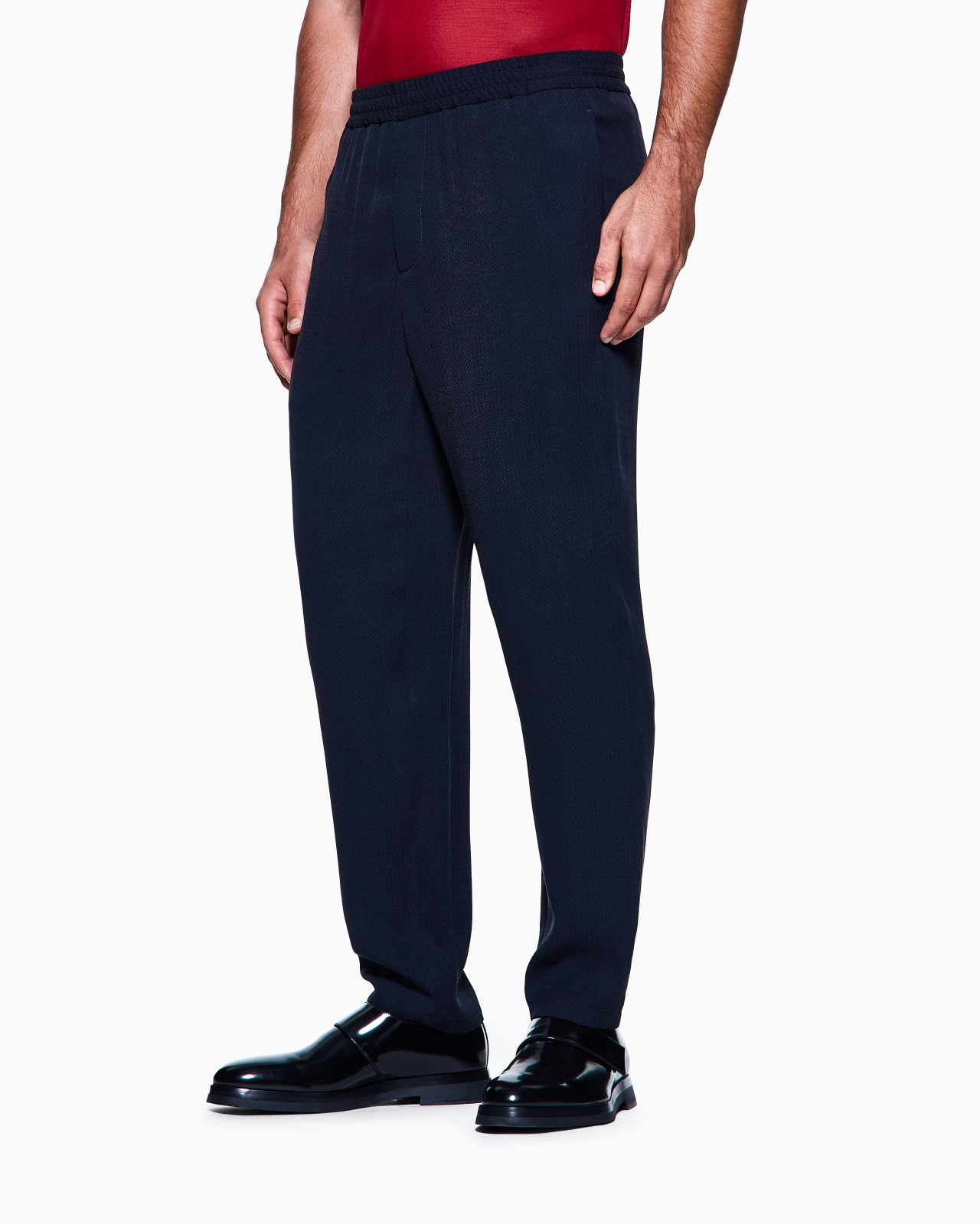CUPRO AND VISCOSE FLAT-FRONT TROUSERS WITH A MICRO CHEVRON MOTIF - 4