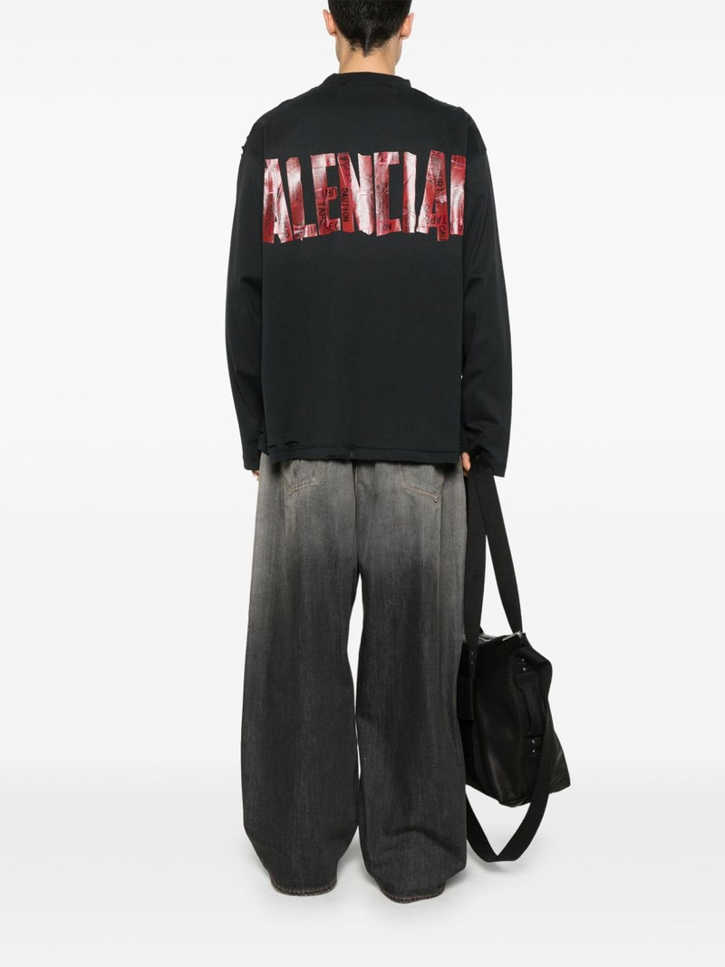 BALENCIAGA logo-print T-shirt outlook