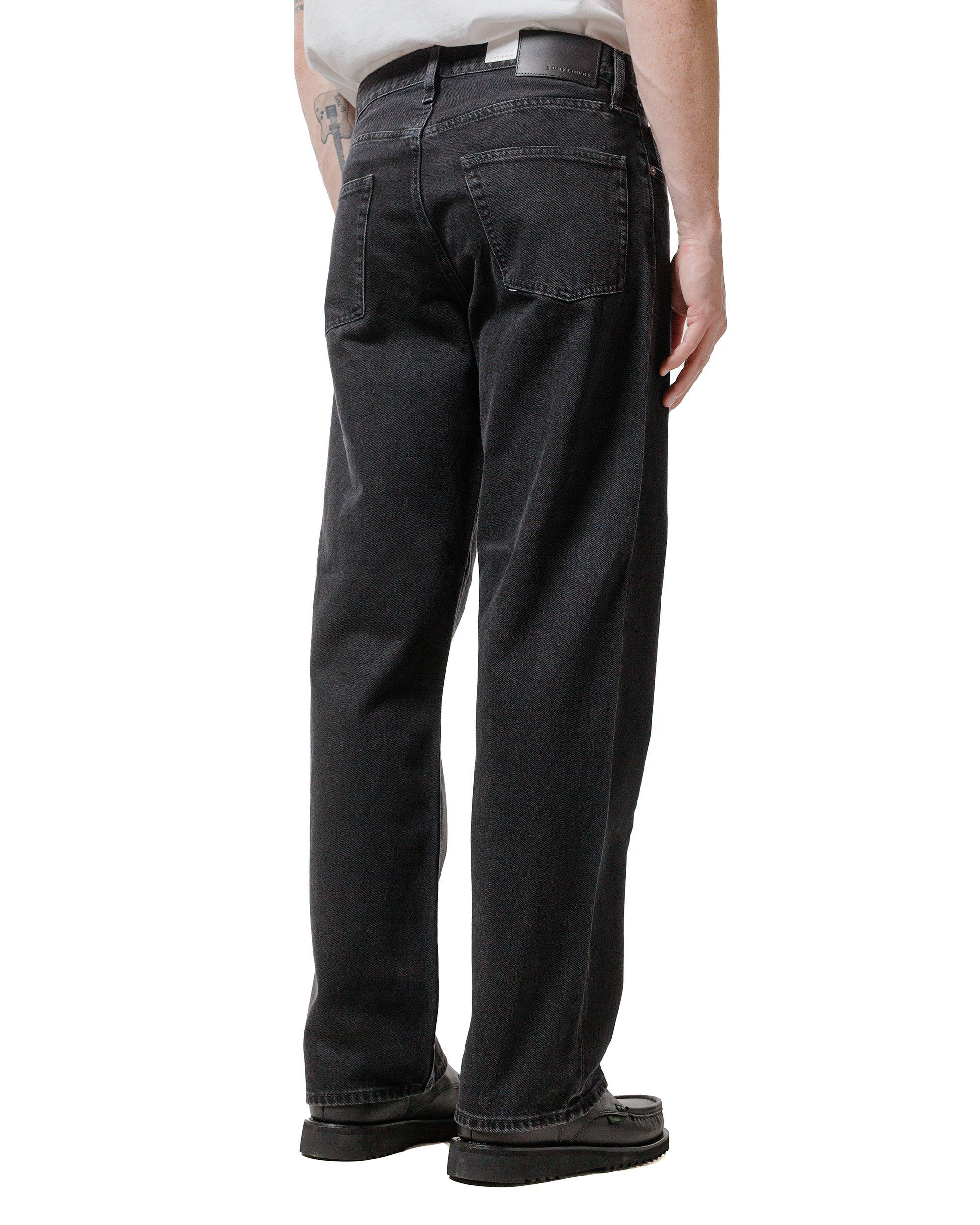 Loose Washed Black 2 - 3