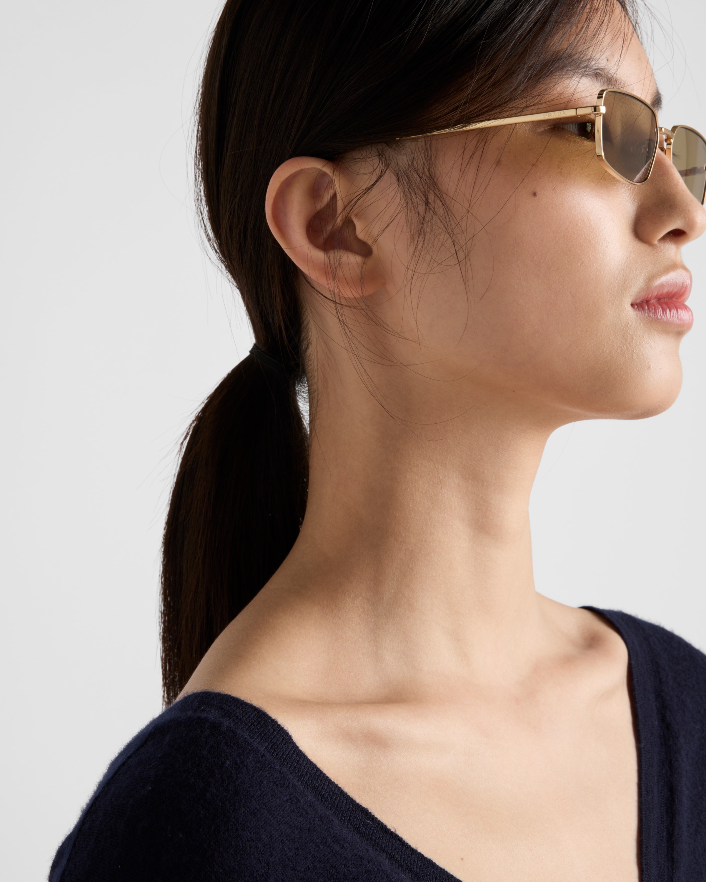 V-neck cashmere sweater - 6
