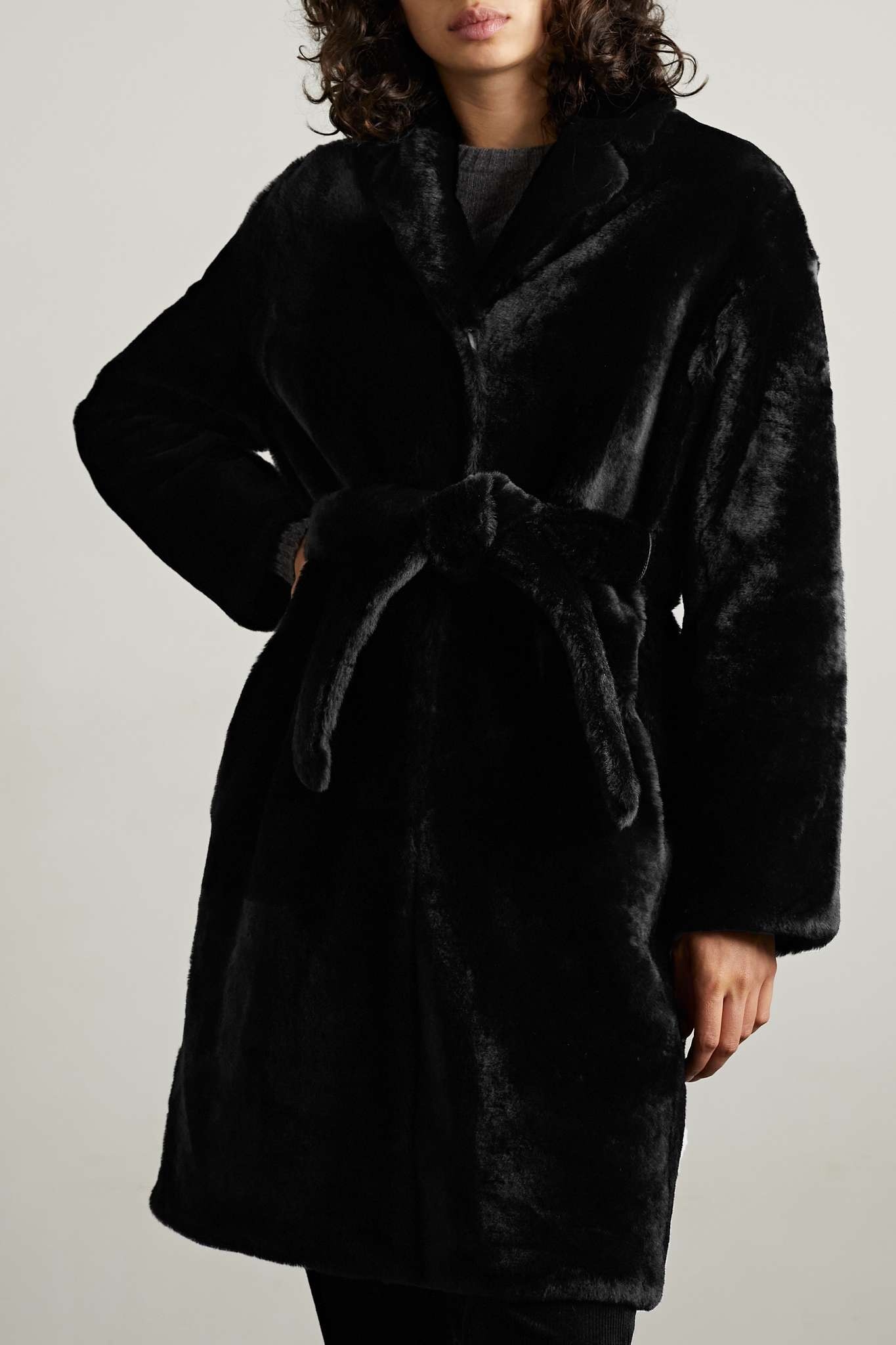 Reversible belted leopard-print shearling coat - 3