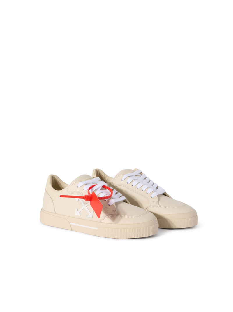 Off-White Vulc Low Sneakers outlook