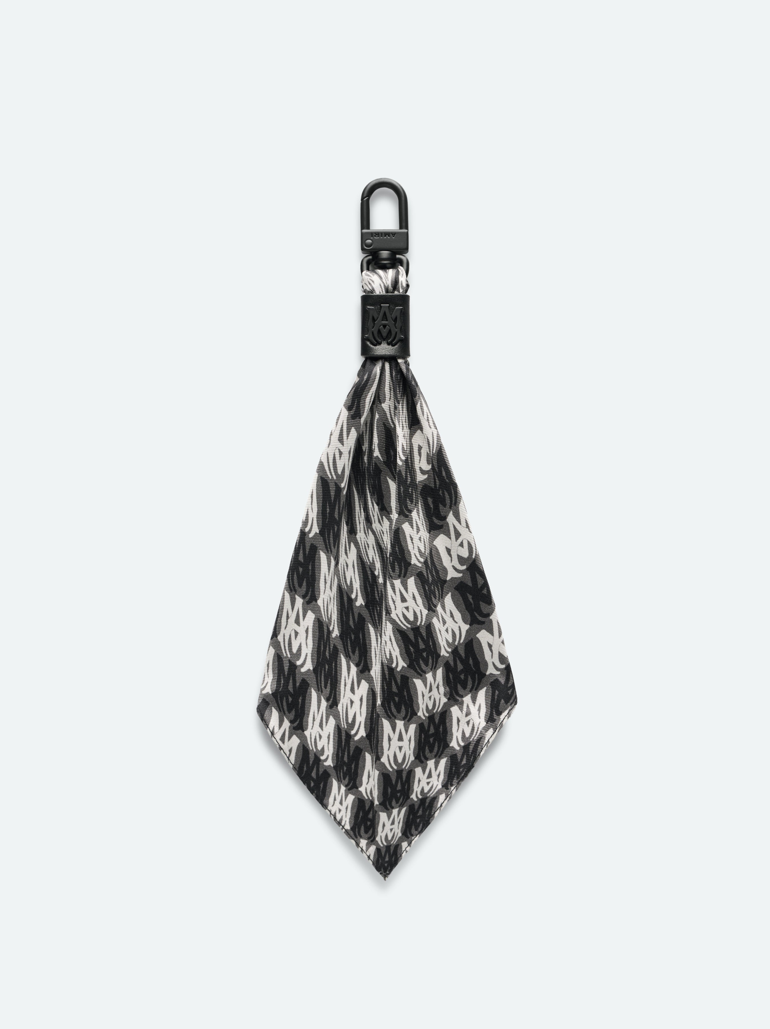 SILK WAVY MA KEYCHAIN - 1