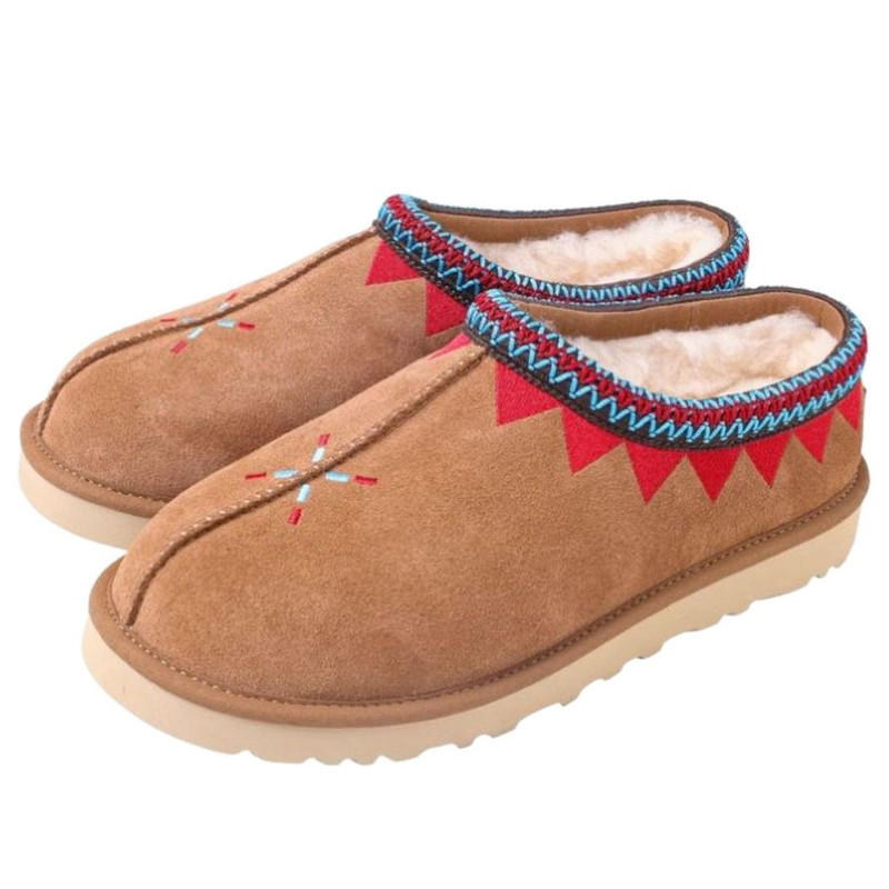 UGG UGG x Liberaiders Tasman 'Chestnut' 1179090-CHE outlook